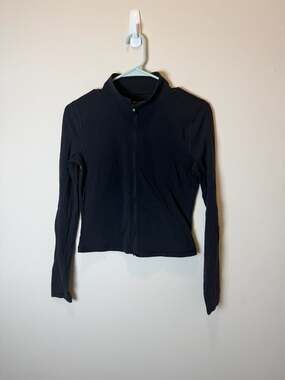 Aritzia Golden Zip Up Jacket Size M Black